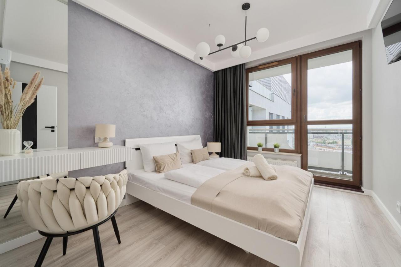 Odra Tower Apartment Center Of Wroclaw By Renters Prestige Exterior foto
