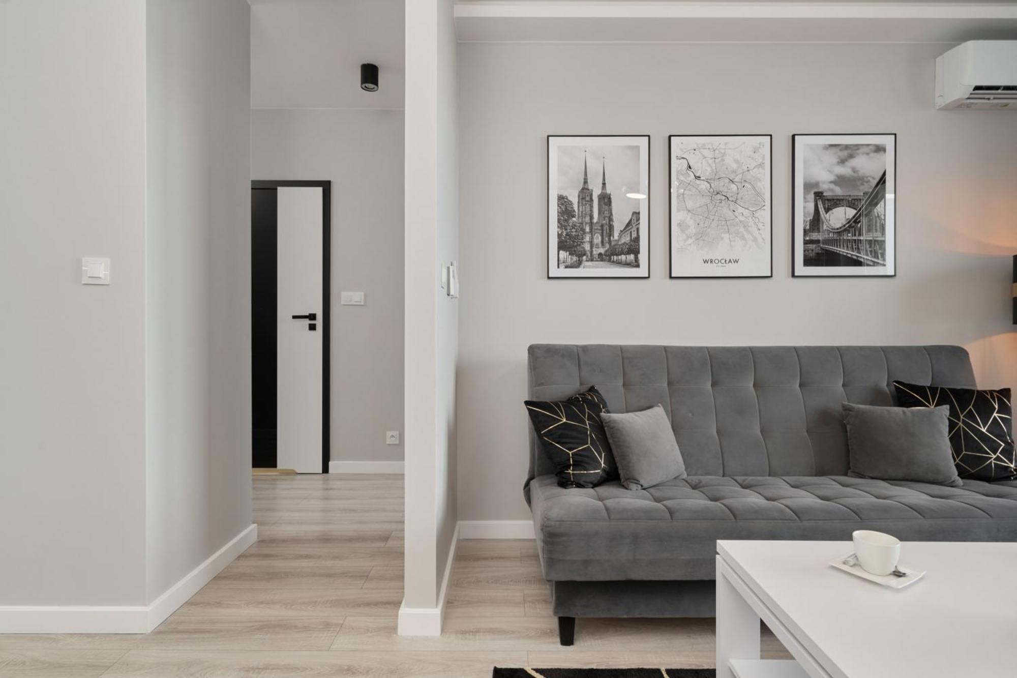Odra Tower Apartment Center Of Wroclaw By Renters Prestige Exterior foto